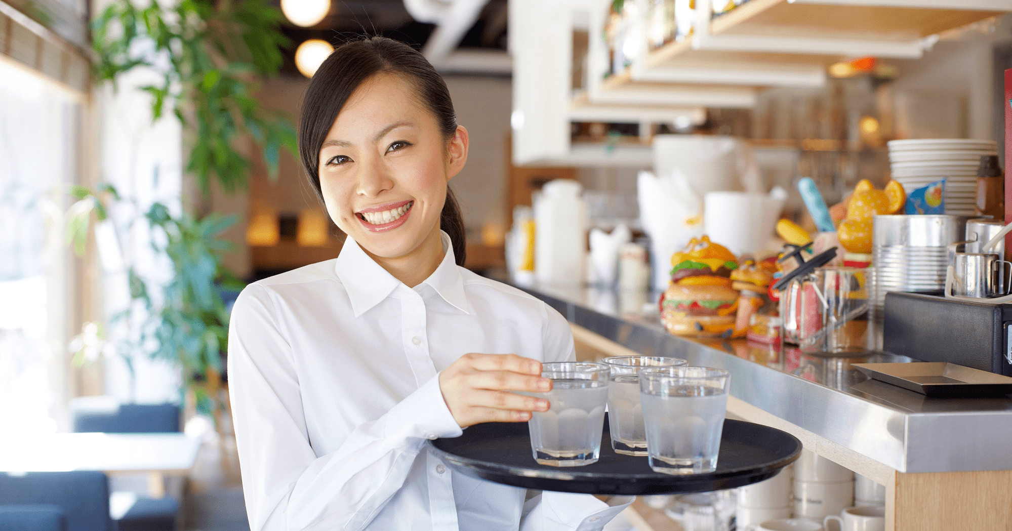 【東京都】目黒区・世田谷区の飲食店は、時給1,049円（対前年差+19円）！アルバイト最新求人データ